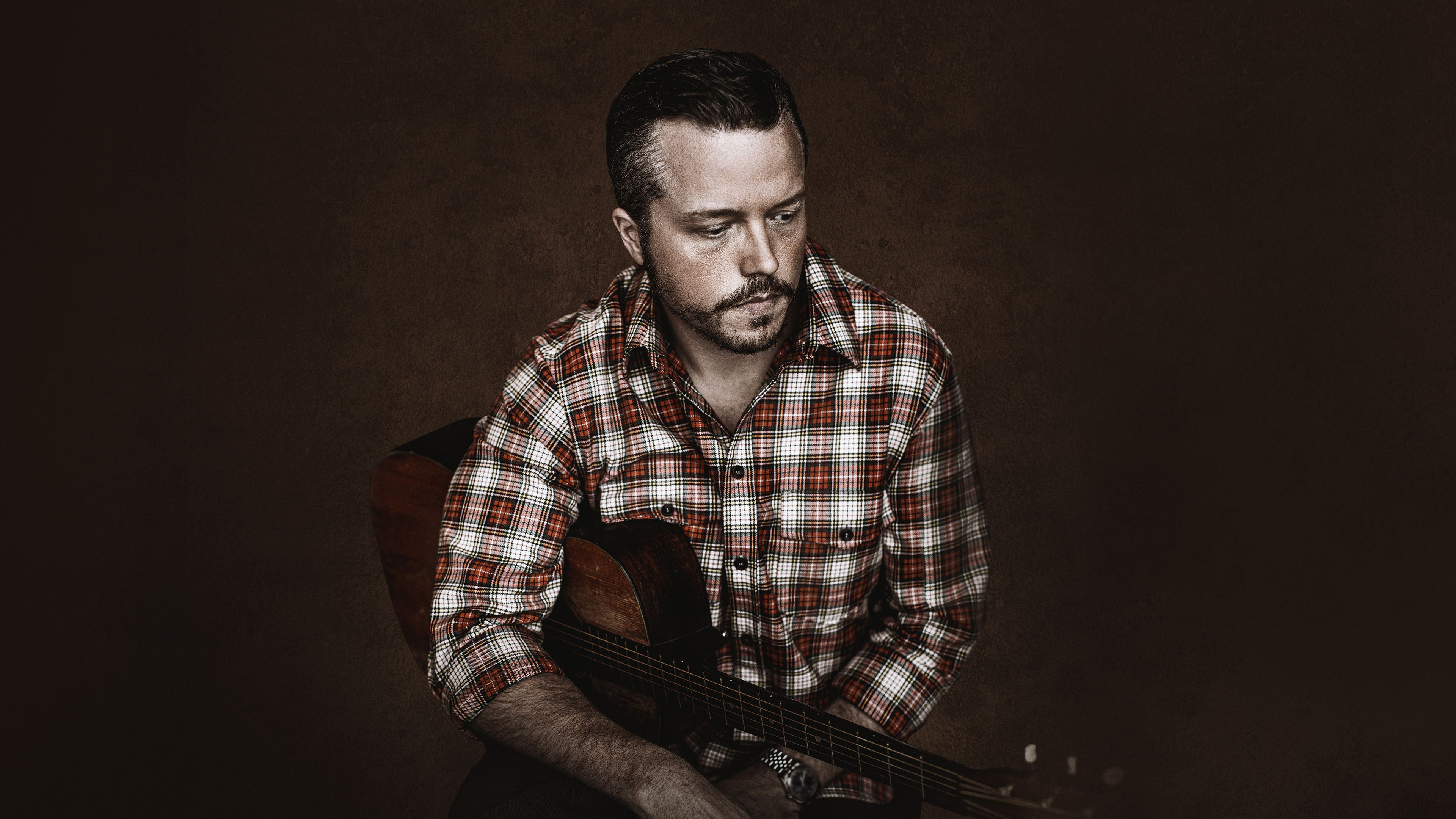 Hộp Nhạc Jason Isbell Nhắm Mắt Mà Chạy