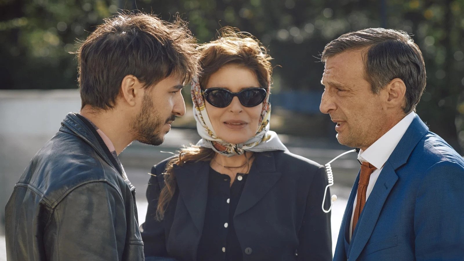 Gia Tộc Rachel: Hào Hoa Và Lừa Đảo (Les rois de la piste)