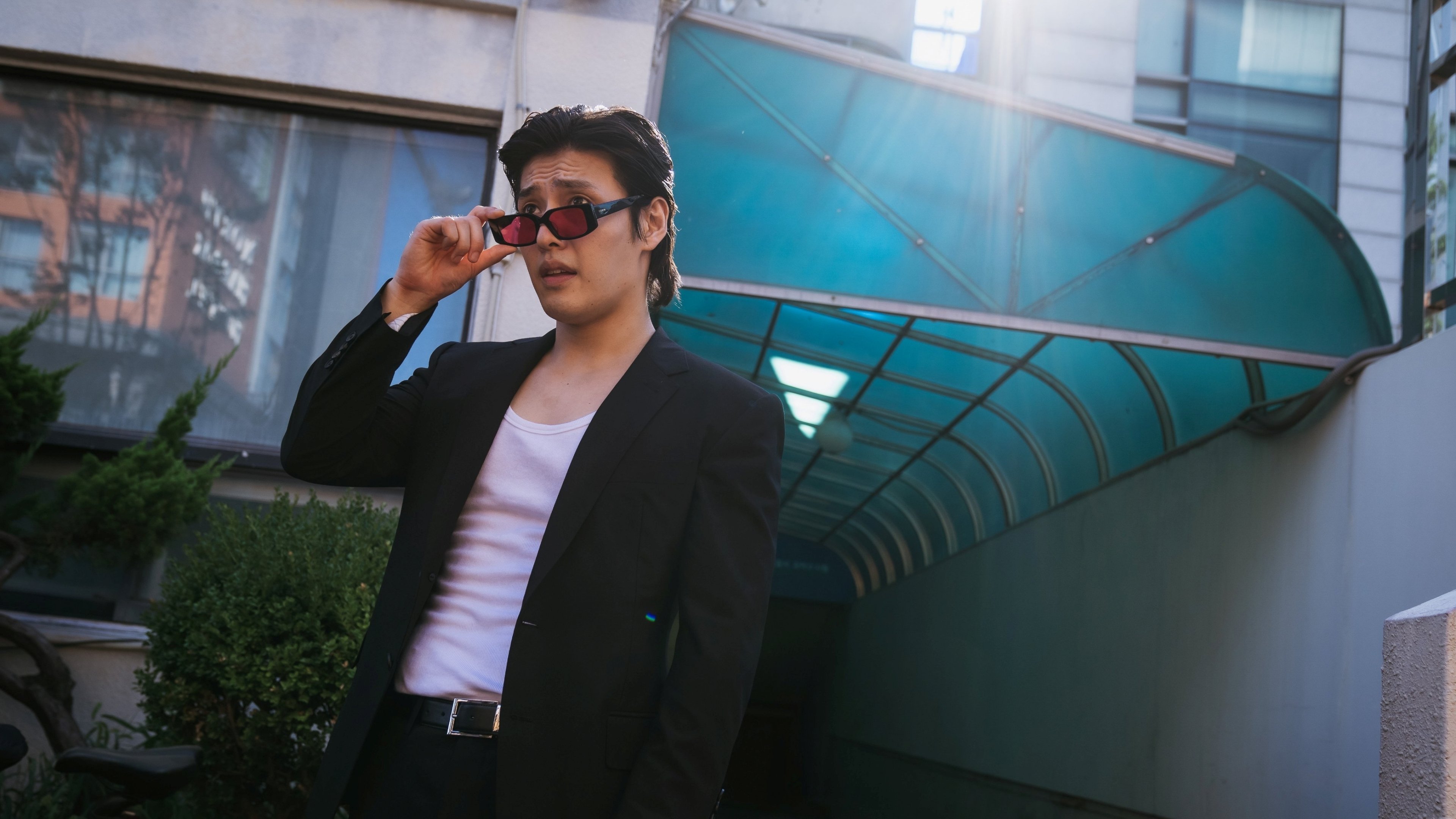 Yadang: Ba Mặt Lật Kèo