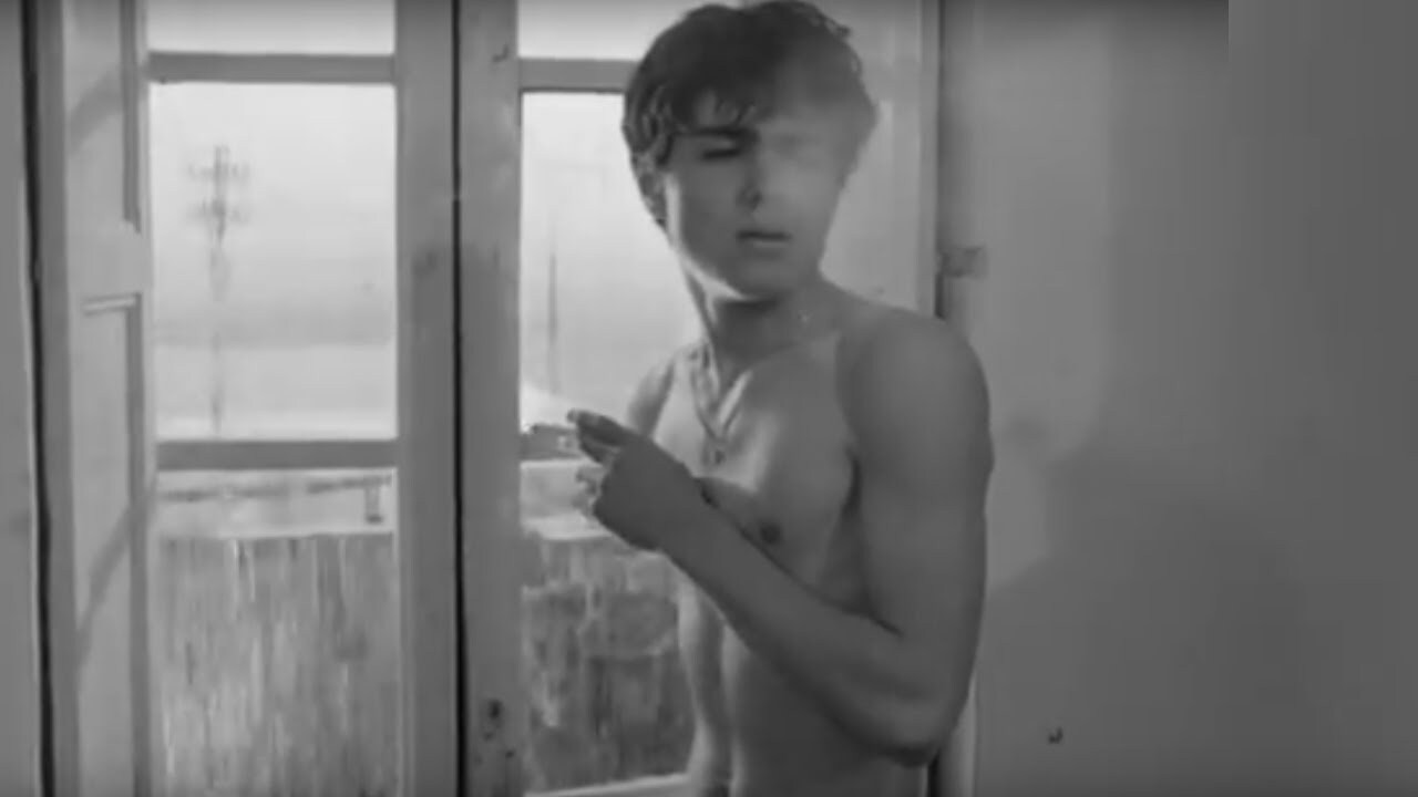 Người Tình Không Chân Dung