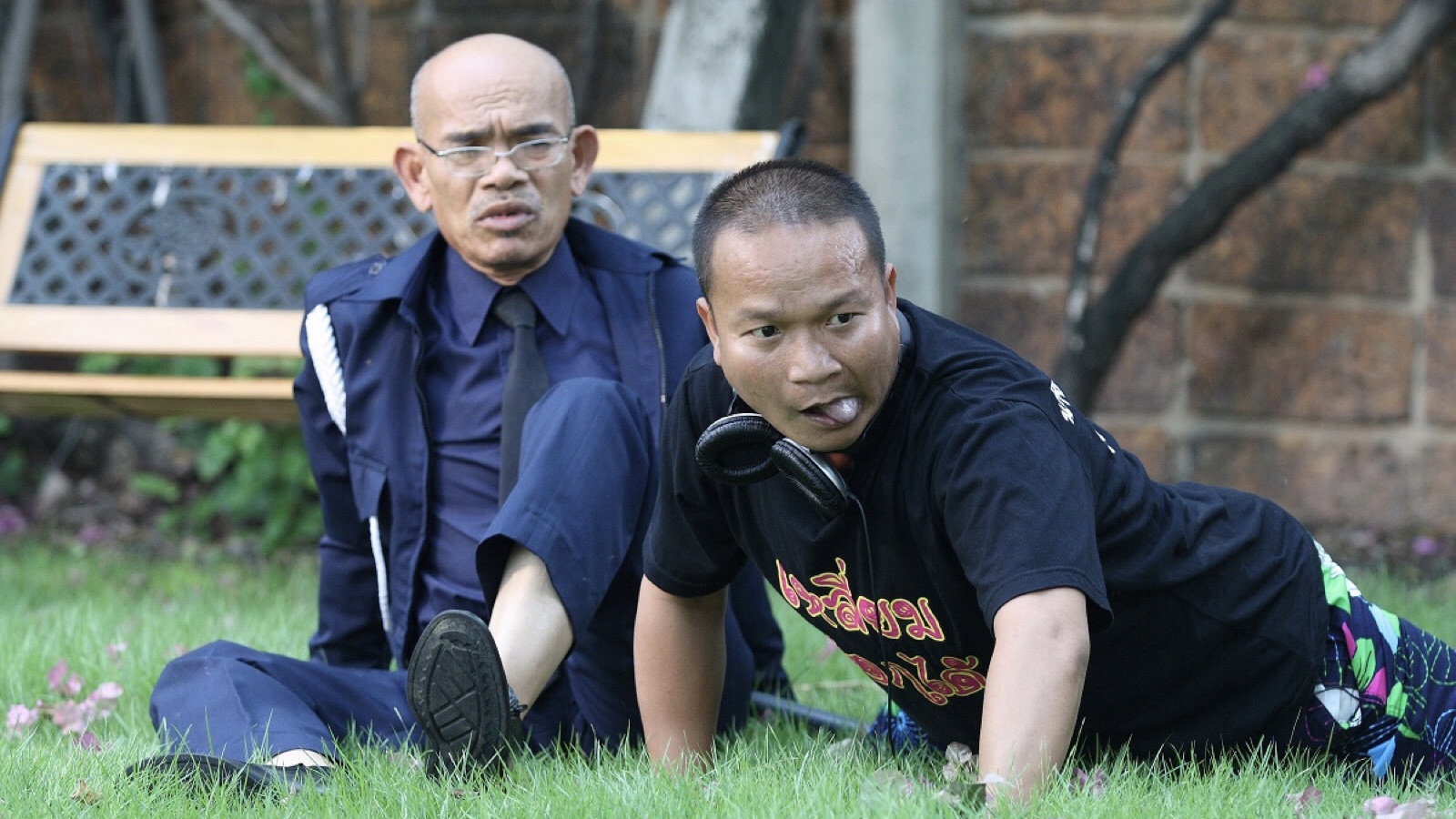 Rơi Vào Bẫy